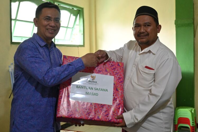 Pemkab Cianjur Berikan Berbagai Bantuan Dan Pelayanan Di Desa Nagrak