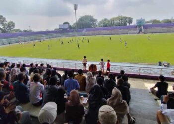 Stadion Galuh Bergemuruh, Warga Antusias Saksikan PSGC Ciamis Lawan Unsil